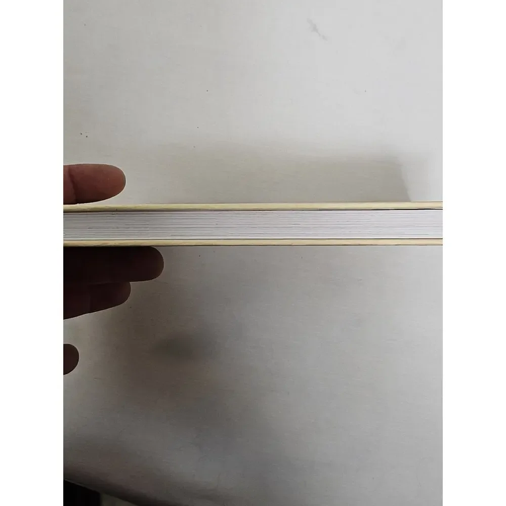 Moon Bath : Bathing Rituals and Recipes for Relaxation and Vitality - Picture 16 of 16